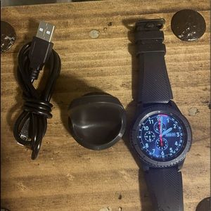 Samsung Frontier 3 smart watch.